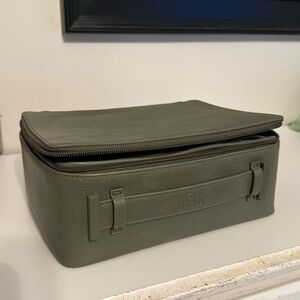 Béis Cosmetic Bag